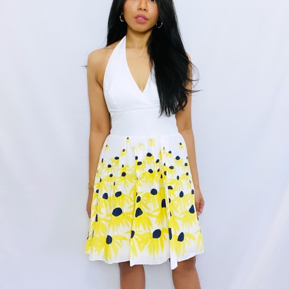 Lilly Pulitzer | White 100% Cotton Yellow flower Halter Mini Summer Dress - Picture 8 of 11